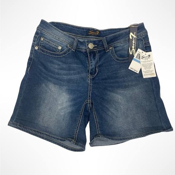 Seven7 Pants - Seven women’s denim Bermuda length shorts size 10 new with tags
